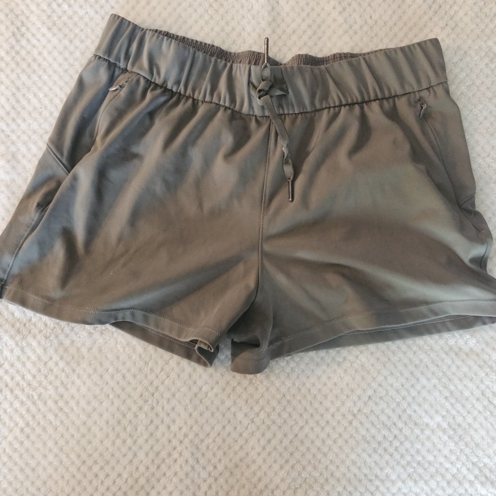 Sunzel Activewear Shorts Women 6 Green High Rise‎ Pull On Elastic Waist Athletic